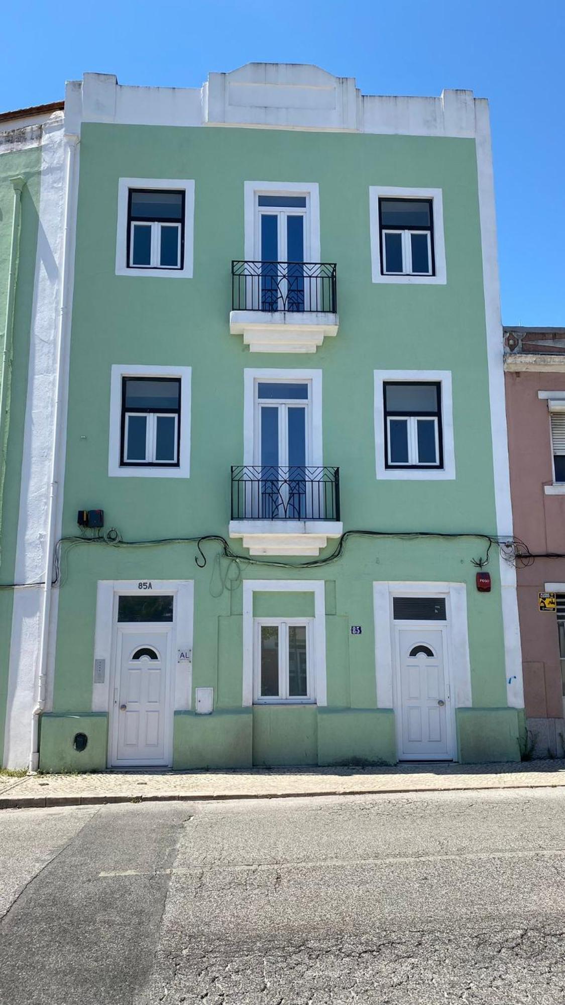 Serafina 2nd Floor 2br With Swimingpool Apartamento *